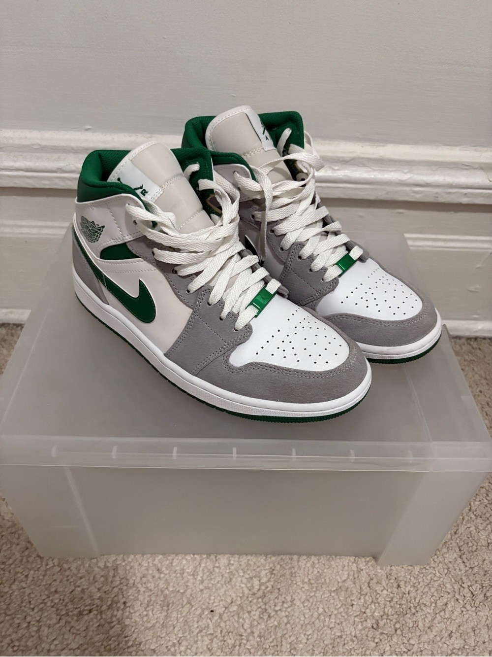 Nike Men Air Jordan 1 Mid SE ‘Grey Pine Green’ Size 8